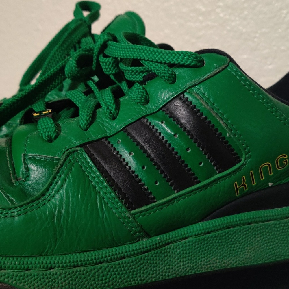 Adidas Kingston sneakers